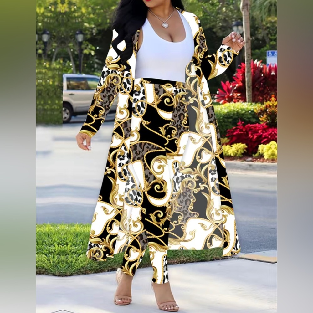 Regal Baroque & Leopard Print 3-Piece Set – Duster, Leggings & Crop Top